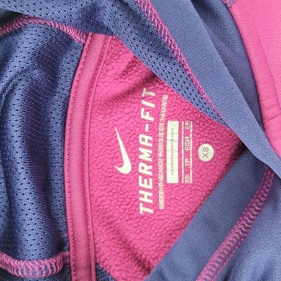 Nike therma-fit hoodie! - Picture 4 of 11